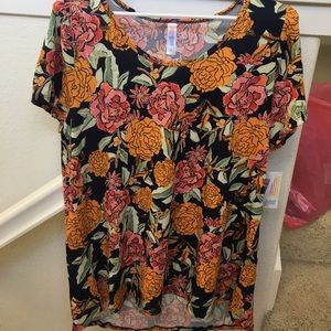 Lularoe large floral classic tee